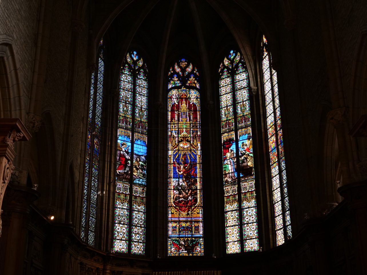 Les vitraux de l'église Saint-Michel