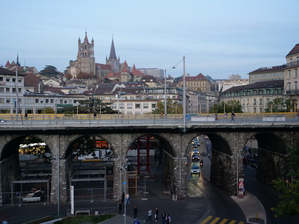 Une vue sur la belle ville de Lausanne depuis le quartier de Saint-François