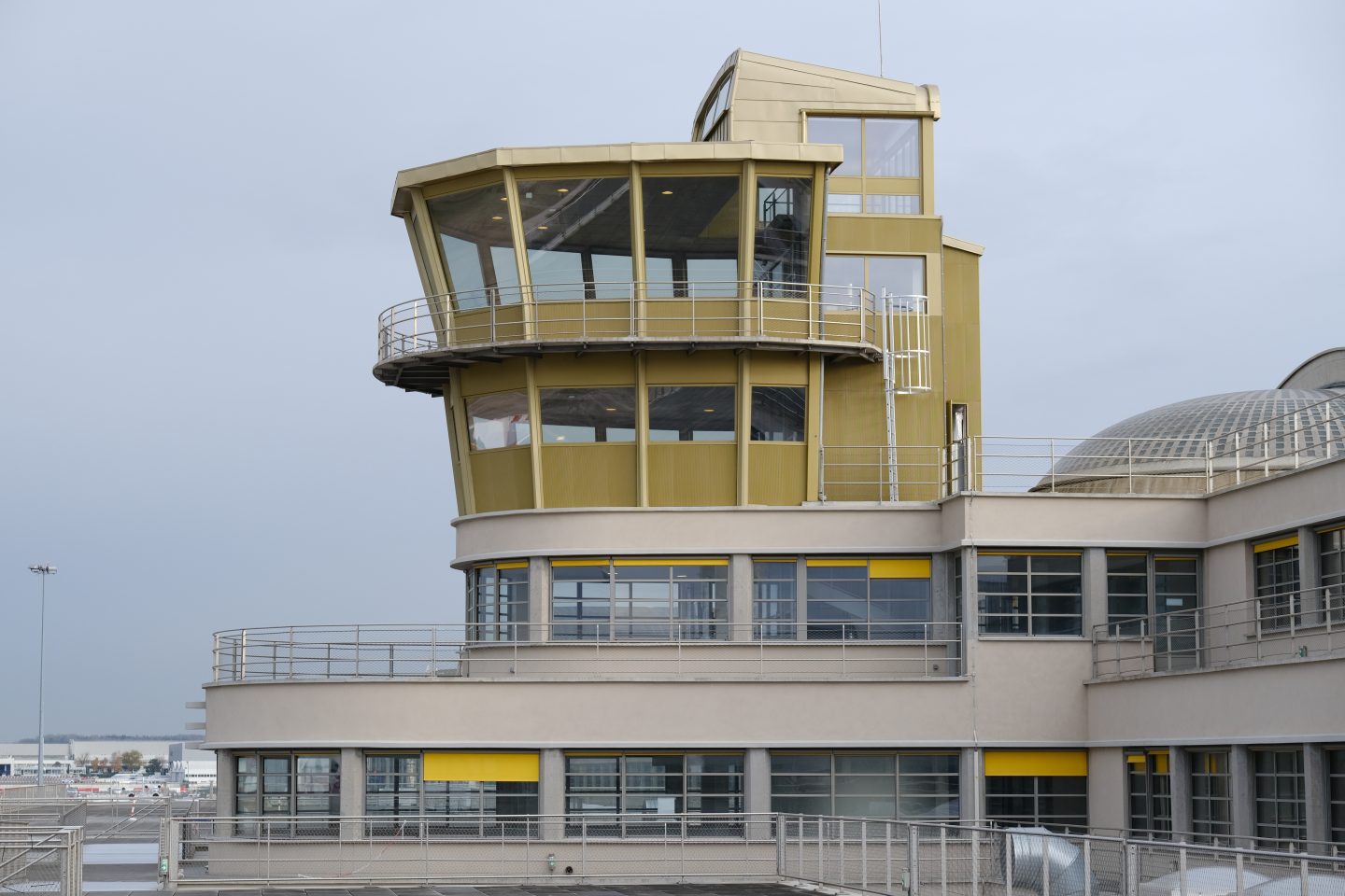 La tour de contrôle de l'aéroport du Bourget reconverti en musée