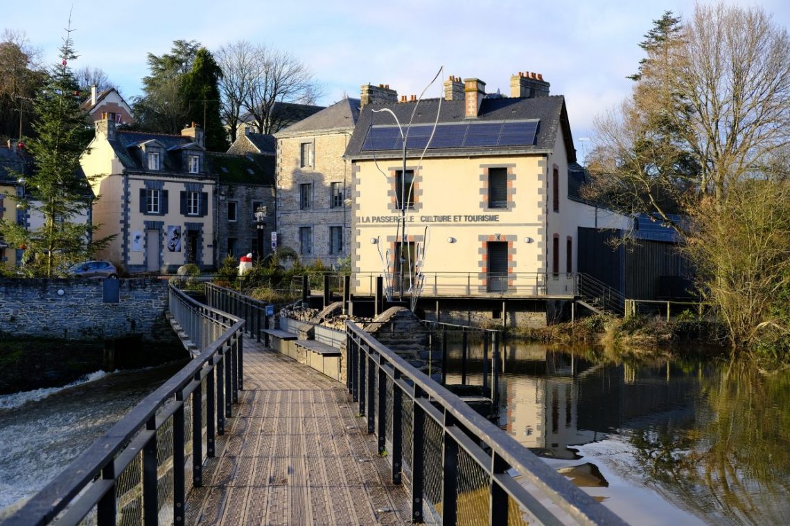 L'office de tourisme d'une petite ville du Morbihan