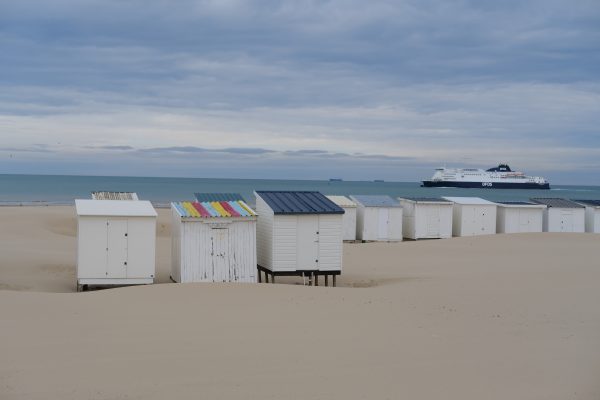 Les petites cabines de plage de Calais