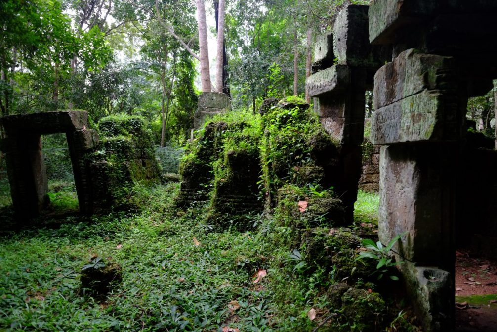 La nature et les ruines du temple de Banteay Kdei