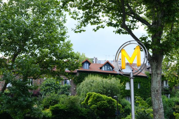 Une vue de la campagne à Paris depuis le boulevard Mortier