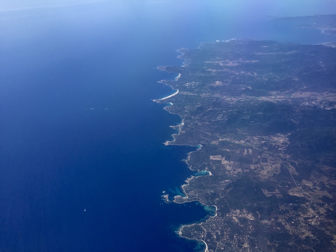 La côte Corse vue du ciel à deux pas de Figari