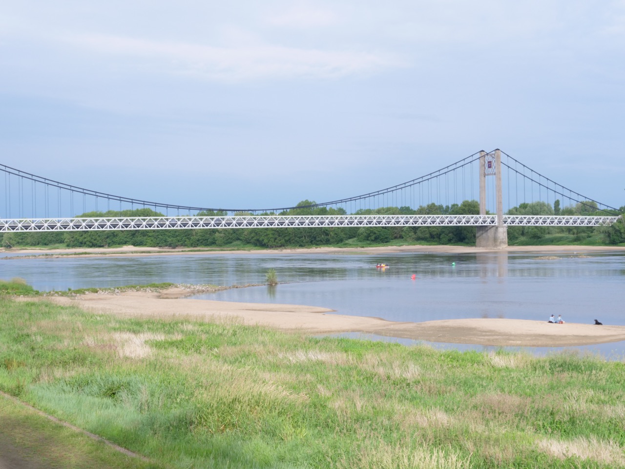 Le grand pont d'Ancenis qui enjambe la Loire