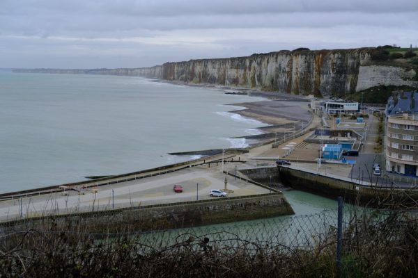 Le long ruban de falaise qui borde la Manche en passant par Saint-Valéry