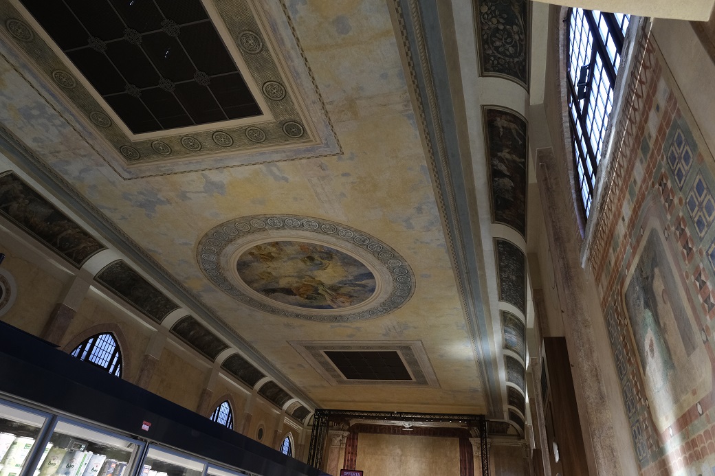 Le grand plafond du théâtre italien