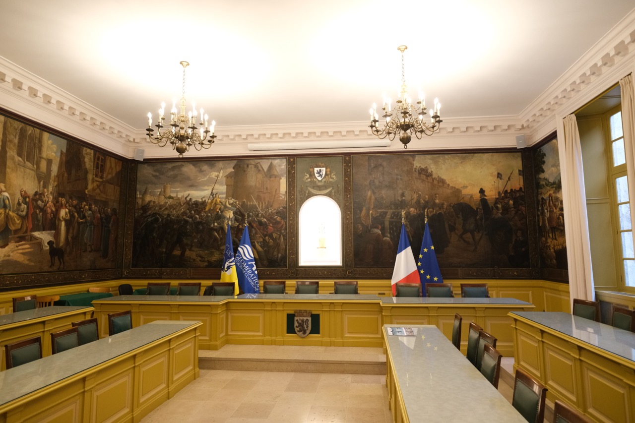 La salle du conseil municipal de Compiègne