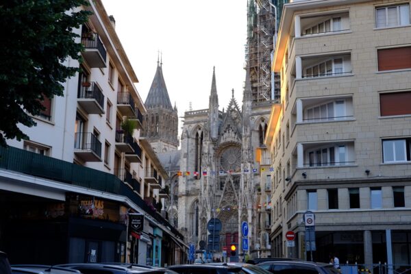 Une vue sur la ville de Rouen l'une des villes les plus dangereuses de France