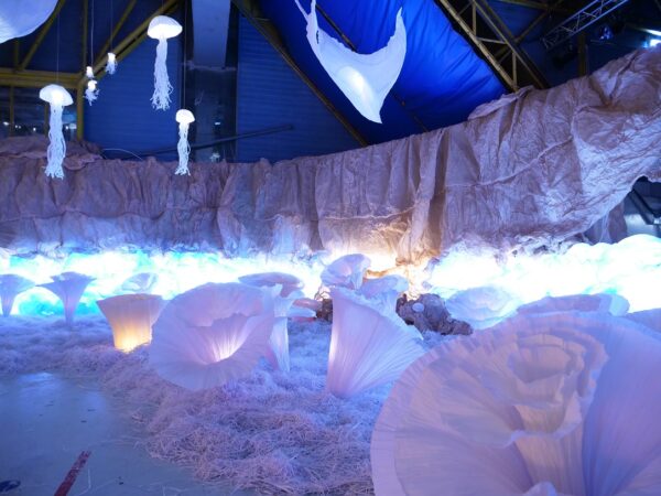 the Lea's Ocean, a huge Origami exhibition in Paris - Saint-Ouen